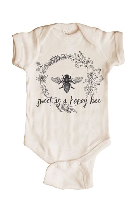 Bee Honey Babies Short Sleeve Body Suit in Sweet As A Honey Bee Bee Onesie, Wild Flower Seeds, Newborn Niece, Projets Cricut, Bee Honey, Baby Fits, Girl Onesies, Baby Bee