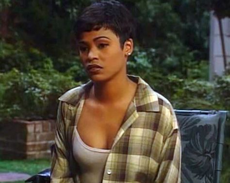 9 Throwback Hairstyles We're So Excited Are Making A Comeback - Essence Nia Long Short Hair, Black 90s Fashion, Nia Long, Meagan Good, Scrub Corpo, Prince Of Bel Air, Long To Short Hair, Pelo Afro, Look Retro