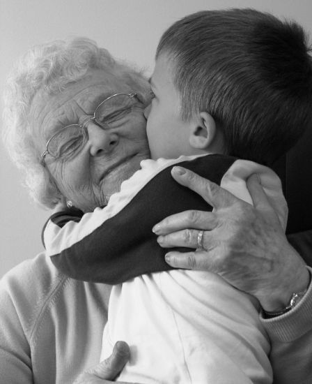 Grandma hug Quotes About Grandchildren, Grandparents Quotes, Grandma Quotes, Grandmothers Love, Grandma's House, Grandmas House, Grandma And Grandpa, Charlie Chaplin, Hugs And Kisses