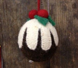 Oh Christmas tree, how lovely are your branches! This season's ... Pudding Decoration, Needle Felted Ornaments, Felted Christmas, Needle Felted Christmas, Felt Crafts Christmas, Oh Christmas Tree, Real Christmas, Felt Christmas Decorations, Needle Felting Kits