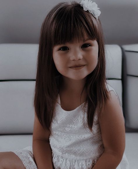 Cute Haircuts For Girls 9-10, Bangs For Little Kids, Kids Bangs Hairstyles, Sana Haircut, Girl Bangs Haircut Kids, Haircut Kids Girl, Front Cut Hairstyles, Girl Haircut Kids, Kids Curtain Bangs