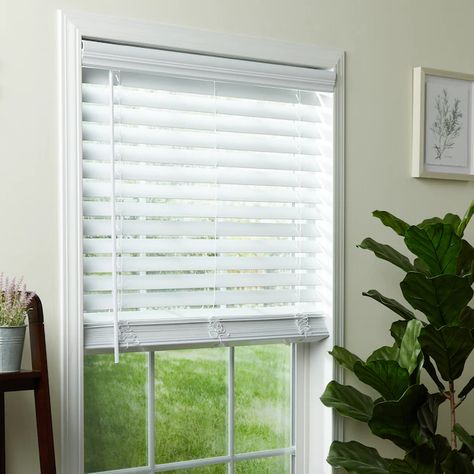 Pretty Blinds, Blinds For Windows Bedrooms, Window Blinds Ideas Bedrooms, Wood Blinds Bedroom, Wood Blinds For Windows, Popular Window Coverings, Window Blinds Ideas, White Wood Blinds, White Faux Wood Blinds