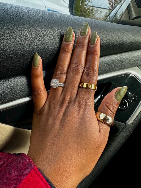 Fall  nails with design Olive Green Nails Designs Fall Almond, Olive Green Nails Almond Shape, Army Green Almond Nails, Short Olive Green Nails Designs, Olive Almond Nails, Oval Green Nails, Olive Green Almond Nails, Green Nails Black Women, Green Oval Nails