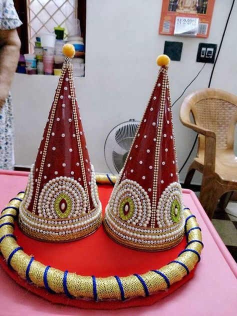 Sakharpuda Packing, Plate Decoration Ideas, Wedding Gifts Indian, Shaadi Decor, Pista Shell Crafts, Memory Drawing, Engagement Decoration, Indian Baby Showers, Baby Shower Plates