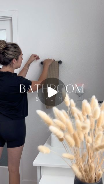 nichole paclibar | home styling + lifestyle on Instagram: "Bathroom decor 🤌🏻✨ Type “LlNK” to get the 🔗 sent to you in a message from me! 

Neutral bathroom decor is my favorite! This space gets used so often that I wanted to keep it as minimal and neutral as possible! 

#bathroomdecor #bathroomstyling #amazonhome #homedecor #neutralstyle #bathroomdesign #amazondoesitagain #founditonamazon 

Bathroom decor. Neutral bathroom. Modern organic. Home styling. Neutral aesthetic." Organic Modern Bathroom Decor, Bathroom Modern Organic, Bathroom Tub Decor Ideas, Bathroom Decor Neutral, Neutral Bathroom Ideas, Minimalist Bathroom Ideas, Organic Modern Bathroom, Neutral Bathroom Decor, Modern Organic Home