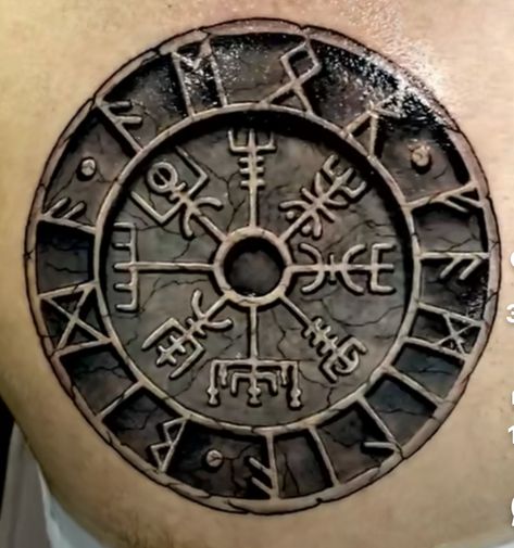 Vegvisir Compass Tattoo, Viking Clock Tattoo, Celtic Compass Tattoo, Viking Compass Tattoo Design, Viking Shield Tattoo, Mule Tattoo, Arrow Head Tattoos, Upper Arm Tattoos For Guys, Viking Compass Tattoo