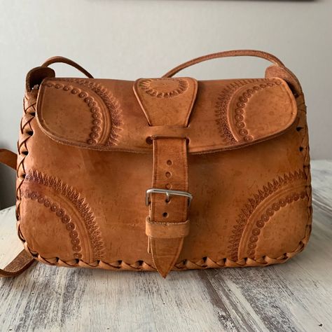 Tooled Leather Bag, Tooled Leather Purse, Tooled Leather, Vintage Wear, Leather Tooling, Leather Purse, Bag Tags, Leather Purses, Saddle Bags