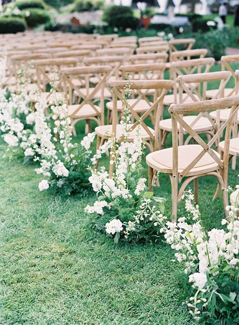 Southern Wedding Decorations, Aisle Florals, White Sparrow, Olive Green Weddings, Fox Wedding, Aisle Flowers, Chateau Wedding, Wedding Ceremony Flowers, France Wedding