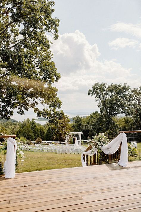 Wedding Venue | Cabin Creek Lookout | Arkansas Arkansas Wedding Venues, Pretty Scenery, Wedding Venues Outdoor, Catering Options, Arkansas Wedding, Beautiful Background, Cottage Design, Outdoor Weddings, Outdoor Wedding Venues