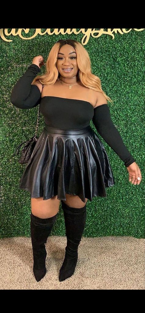 Cute Birthday Outfits Black Women Plus Size, Plus Birthday Outfit Ideas, Simple Birthday Outfit Women Plus Size, Plus Size Fall Birthday Outfit, 21st Birthday Outfits Plus Size Summer, Dress For Birthday Party Women Outfit Ideas Plus Size, 21st Plus Size Birthday Outfits, Nye Outfits Parties Baddie, 21 Birthday Outfit Plus Size