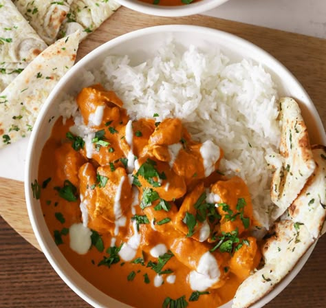 Creamy Butter Chicken - Moribyan Creamy Butter Chicken, Cream Chicken Recipes, Panini Recipes Chicken, Rice And Chicken, Chicken Shawarma Recipe, Shawarma Recipe, Ground Chicken Recipes, Butter Chicken Recipe, Baked Chicken Breast