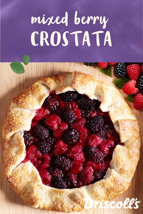 Simple yet elegant, this buttery berry crostata is the perfect sweet ending to any meal. Use store-bought dough to save even more time, and don't forget to sprinkle the crust with a little sugar for an added crunch. Berry Crostata, Berry Desserts, Crostata Recipe, Berry Dessert Recipes, Cobbler Easy, Cooking Light Magazine, Berry Crisp, Berry Tart, Berry Dessert