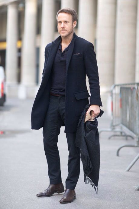 Steve Burnett Walking Down The Street, Dapper Gentleman, Mens Fashion Rugged, Dress Boots, Sharp Dressed Man, Black Men Fashion, Well Dressed Men, Gentleman Style, Mens Street Style