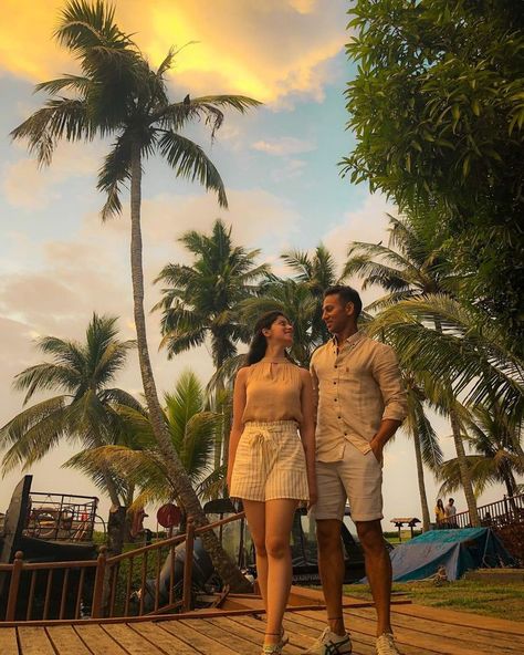 The best vacations leave you with great memories and great photos. Thank you for the beautiful photo @deeksha.016! You know it’s a special moment when even the sky glows! #SunsetsatKumarakomLakeResort #KumarakomLakeResort #ParadiseOnEarth #KeralaTourism #GodsOwnCountry #LuxuryDestination #LuxuryResort #KeralaBackwaters #AsiaTravel #PaulJohnHotels #SunshineStateOfMind #SunTan #SunsetGram #SunsetOfTheDay #WeekendGetaway #EscapeTravel Munnar Photography Kerala, Munnar Photography, Kumarakom Lake Resort, Kerala Backwaters, Honeymoon Photos, Diy Fashion Scarf, Kerala Tourism, Munnar, Lake Resort