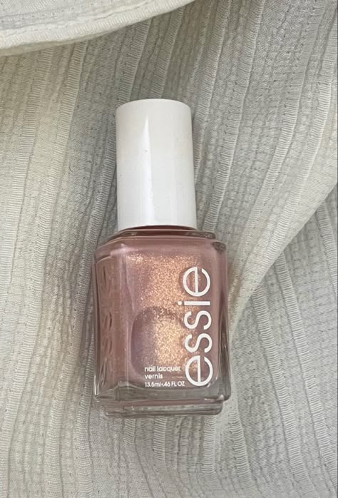 Essie Glitter Nail Polish, Essie Glitter Polish, Essie Aesthetic, Light Pink Sparkly Nails, Aesthetic Nail Polish, Juliet Carter, Nail Polish Aesthetic, Polish Aesthetic, Sparkle Bottle