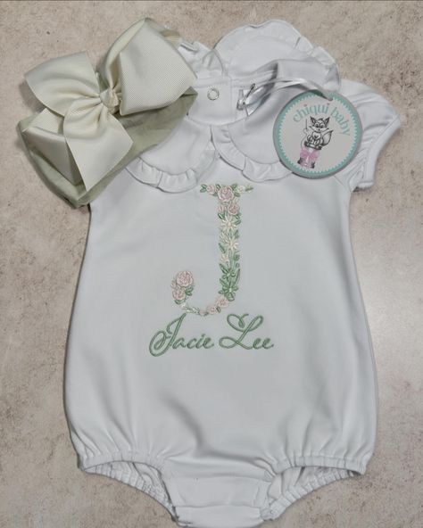 Sage green floral option! Softer pinks and ivory colors added for that extra pop. What do you think? https://chiquibabyco.etsy.com/listing/1680115035 Light Pink Bow, Embroidery Light, Sage Green Floral, Personalized Blanket, Green Bows, Baby And Toddler, Coming Home Outfit, Personalised Blankets