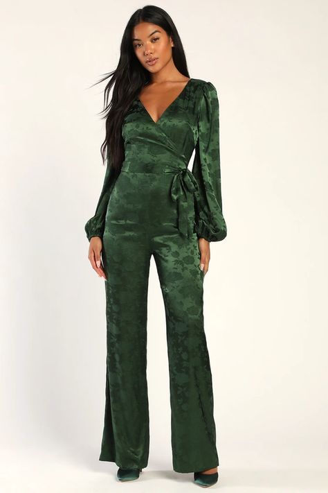 Nola Photoshoot, Green Outfits For Women, Formal Jumpsuits, Outfit Ideas Dressy, Wedding Guest Outfit Winter, Elegant Jumpsuit, Bridal Party Outfit, Formal Jumpsuit, Two Piece Jumpsuit