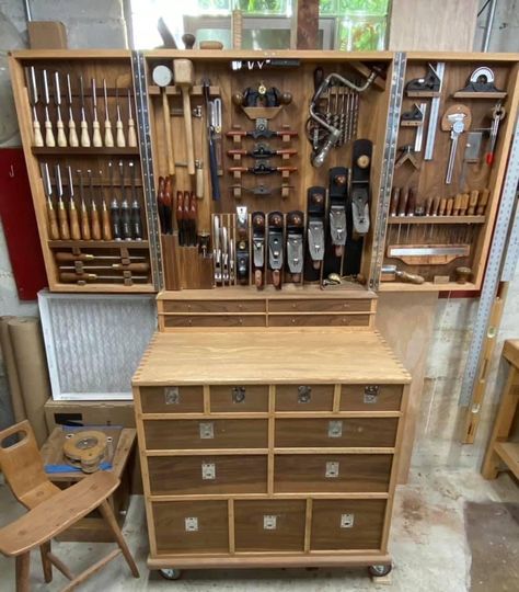 Wood Tool Chest, Tool Wall Storage, Woodworking Tool Cabinet, Old Tool Boxes, Wood Tool Box, Tool Chests, Tool Storage Cabinets, Wooden Tool Boxes, Essential Woodworking Tools