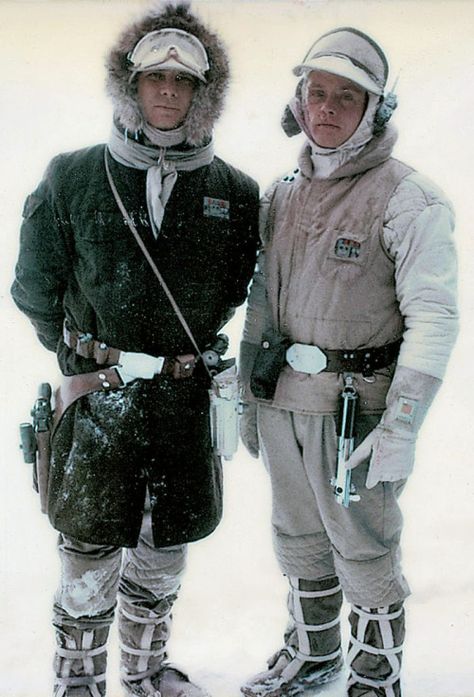 gameraboy:  Costume continuity Polaroid of Han and Luke while filming The Empire Strikes Back in Finse, Norway in 1979. Alec Guinness, Star Wars Trilogy, Empire Strikes Back, Star Wars Empire, Star Wars Film, Mark Hamill, Han Solo, The Empire Strikes Back, Star Wars Pictures