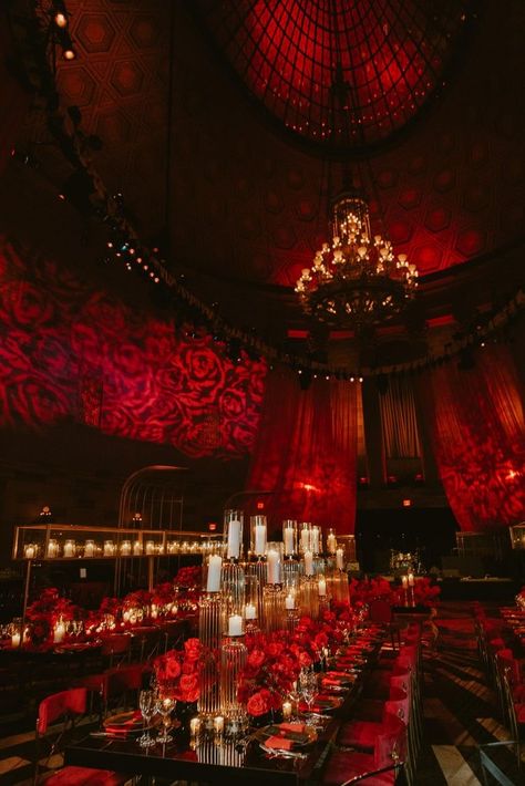 Black And Red Room Aesthetic Luxury, Black And Burgundy Gothic Wedding, Black And Red Wedding Cake Elegant, Black And Red Wedding Venues, Burlesque Wedding Dress, Vampire Theme Quinceanera, Dark Wedding Decorations, Blood Red Wedding Theme, Vampire Wedding Aesthetic