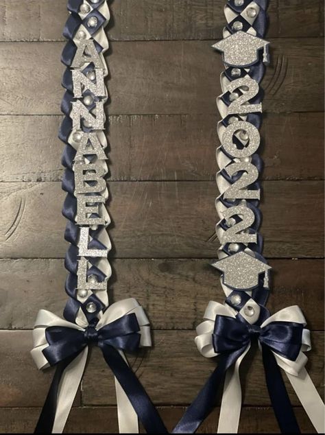 Grad Leis For Boys, How To Make A Graduation Lai, Senior Graduation Lei, Senior Night Lei, Graduation Leis Diy Ribbons 2 Colors, Graduation Lei Ideas, 3 Color Graduation Lei Diy, Grad Leis, Graduation Leis Diy Ribbons