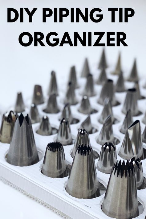 No baker can live without piping tips but no baker finds it very easy to find the tips they need, when they need them. Hassle free and stress free to to organise your piping tips. Practical; durable; simple; low cost - what is not to like about this great organising hack? Never spend time looking for the right nozzle again and get organised! Piping Tip Storage Ideas, Piping Tips Organization, Cake Decorating Storage, Piping Tip Organization, Cake Decorating Organization Storage, Piping Tip Storage, Organising Hack, Baking Tools Organization, Wilton Piping Tips