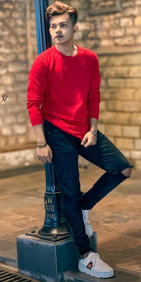 Riyaz Ali, Riyaz Aly, Photo Graphy, Men Fashion Photo, Girly Frame, Beautiful Profile Pictures, Swag Boys, Friend Lyrics