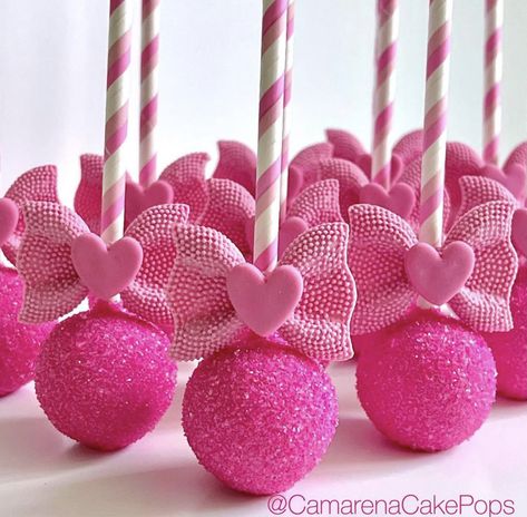 Barbie Candy Apples, Barbie Cakepops, Barbie Cake Pops, Graduation Cake Pops, Barbie Cupcakes, House Barbie, Barbie Theme Party, Cupcakes Decorados, Barbie Birthday Party