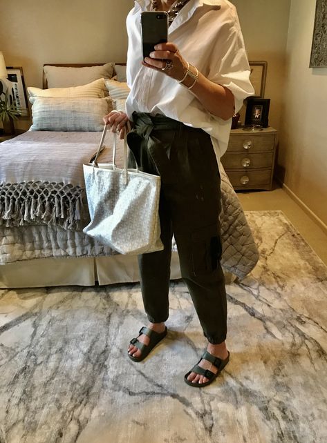 Birkenstock (knockoffs .. Amazon) .. White Goyard Tote .. army green cargo pants .. H&M blouse White Goyard, White Goyard Tote, Green Goyard Tote, Goyard Tote Outfit, White Bag Outfit, Goyard Anjou, Goyard Anjou Mini Grey, Goyard Mini Anjou Blue, Goyard Mini Anjou