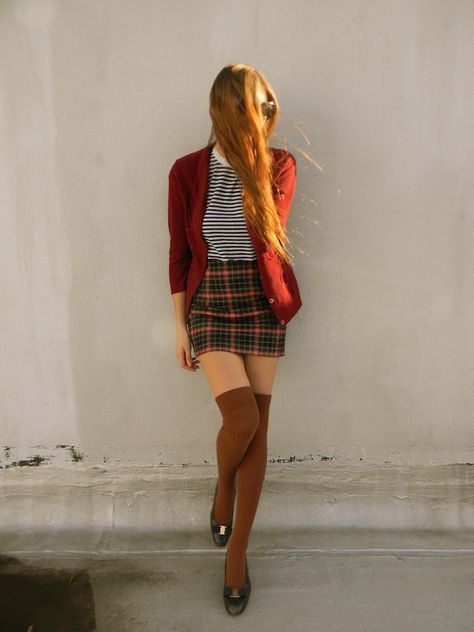 Sock Outfits, Zooey Deschanel, Outfit Trends, Plaid Skirt, Black Tights, Plaid Skirts, College Outfits, Outfits Casuales, Look Fashion