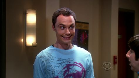 I cant even his face is hilarious! Sheldon Cooper Quotes, Big Bang Theory Funny, Big Bang Theory Sheldon, Chuck Lorre, The Bigbang Theory, Creepy Smile, Sheldon Cooper, Poster Boys, Flirting Memes