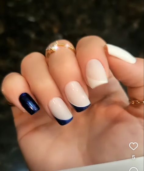 French Manicure Designs Navy Blue, Blue And Gold French Nails, Navy Blue Dress Nail Ideas, White Nails With Blue Tips, Navy Tips Nails, Blue Tip French Nails, Nails For Navy Dress, 2 Tone French Tip Nails, Nails For Navy Blue Dress