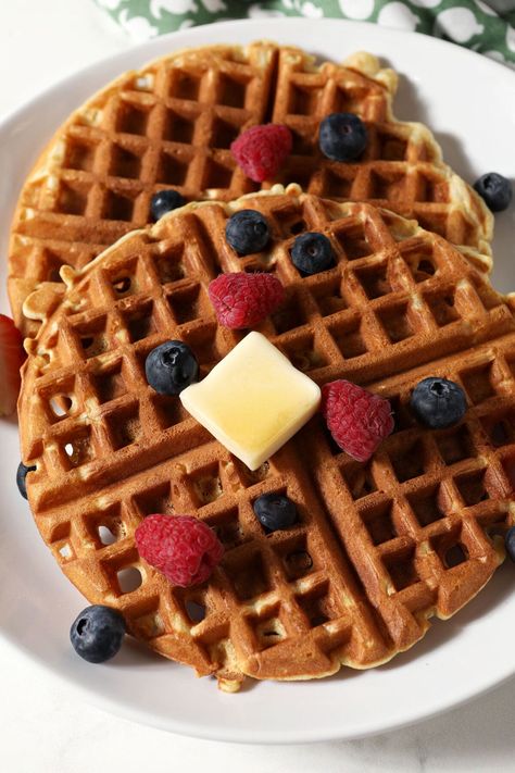 Fluffy Homemade Waffles are a delicious recipe to make for breakfast or brunch! Learn how to make this simple waffle recipe that requires just a handful of ingredients (and no buttermilk or beaten egg whites) to brighten up any morning. #EasyEntertaining #SpeckledPalate No Buttermilk Waffle Recipe, Perfect Waffle Recipe, How To Make Waffles From Scratch, Waffle Recipe No Butter, Easy Waffles Recipe, Simple Waffle Recipe, Crunchy Waffles, Bisquick Waffle Recipes, Waffle Recipe From Scratch