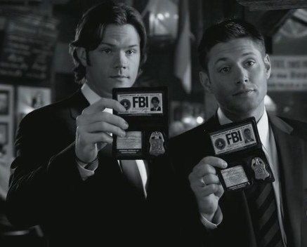 Dean And Sam Winchester, Sam E Dean, Sam And Dean Supernatural, Sam E Dean Winchester, Sam Supernatural, Supernatural Facts, Supernatural Tattoo, Supernatural Wallpaper, John Winchester