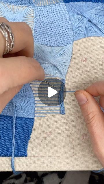 Embroidery Designs Stem Stitch, Stem Stitch Design, How To Stem Stitch, Raised Stem Stitch Embroidery, Slow Video, Stem Stitch, Embroidery Videos, Learn Embroidery, Modern Embroidery