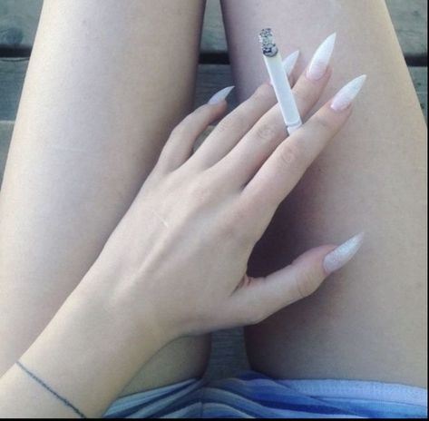 pale girl white pointy nails smokes cigarette Milky Nails, Kirsten Dunst, 가을 패션, Just Girly Things, Maquillaje De Ojos, Lana Del Rey, Girly Things, Pretty Nails, Cute Nails