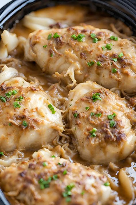 Crockpot French Onion Chicken Savory Crockpot Chicken, Crockpot French Onion Chicken And Rice, Crockpot Creamy French Onion Chicken, French Onion Chicken Casserole Crockpot, French Onion Chicken Crockpot, Crockpot French Onion Chicken, French Onion Chicken Ww, French Onion Dip Mix, Pastina Recipes