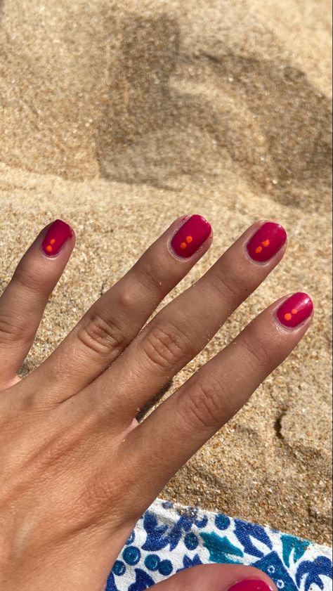 Nail Inspo For Spain, Nails 2 Different Colors On Each Hand, Nail Designs On Short Nails, Short Nails Design Ideas 2024 Summer, Short Nail Inspired, Fun Short Nails, Unique Short Nails, Nails Verano, Portugal Nails