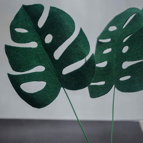 Felt Monstera Leaf, Felt Greenery, Needle Felted Flowers, Felt Monster, Felted Flowers, Baby Mobile Felt, Monstera Leaves, Just Start, Monstera Leaf