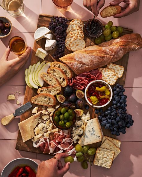 Summer Snack Board, Whats Gaby Cooking, Antipasto Platter, Snack Board, Charcuterie And Cheese Board, Kid Friendly Dinner, Summer Snacks, Dinner Inspiration, Cheese Plate