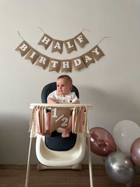 #babyboy #halfbirthday #pasta #happy Photografy Ideas, Happy Half Birthday, 6 Month Baby Picture Ideas, Baby Pic, Half Birthday, 6 Month Baby, Baby Month By Month, Baby Pictures, Picture Ideas