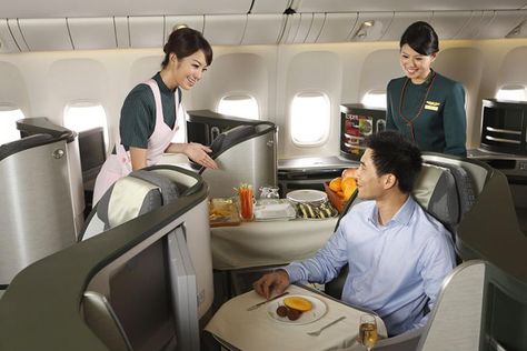 Looking for a great flight option to Asia? Look no further than Taiwan's EVA Air. | Review: EVA Air Royal Laurel Business Class Air America, First Class Flights, Business Class Flight, Eva Air, Aircraft Interiors, Best Airlines, Cathay Pacific, Singapore Airlines, Kid Friendly Travel Destinations