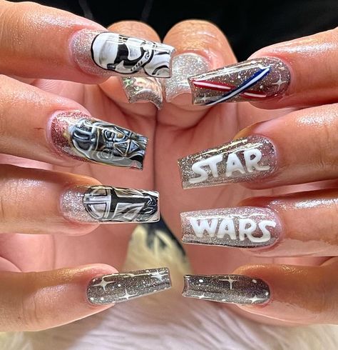 Fandom Nail Designs, May The 4th Nails, Disney Star Wars Nails, Star Wars Christmas Nails, Starwars Nail Designs, Star Wars Nails Acrylic, Star Wars Acrylic Nails, Star Wars Nail Designs, Darth Vader Nails