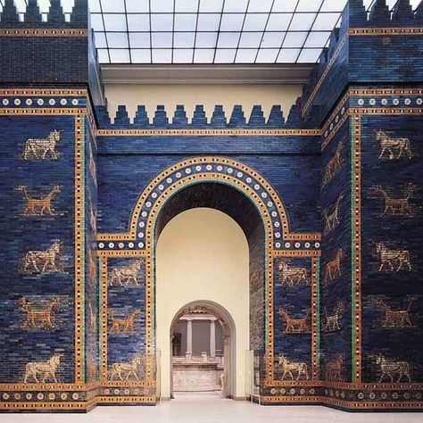 Nebuchadnezzar Ii, Babylon Iraq, Assyrian Art, Tower Of Babylon, Ishtar Gate, History Exam, Pergamon Museum, Ancient Babylon, Gardens Of Babylon