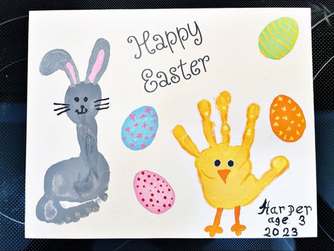 Baby Easter Crafts, Easter Handprint Crafts, Handprint Flowers, Baby Footprint Crafts, Baby Art Crafts, Spring Crafts Preschool, Easter Crafts Preschool, Fun Easter Crafts, Baby Art Projects