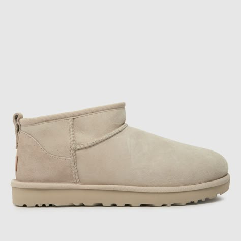 UGG classic ultra mini boots in ceramic Uggs Mini Boots, Beige Uggs, White Uggs, Ugg Minis, Uggs Mini, Ultra Mini Uggs, Ultra Mini Boots, Mini Uggs, Ugg Boots Outfit