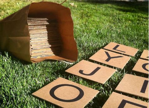 Make your own lawn scrabble game board with repurposed cardboard Yard Scrabble, Outdoor Scrabble, Scrabble Diy, Life Size Games, Diy Yard Games, Scrabble Game, Giant Games, Yard Games, Lawn Games