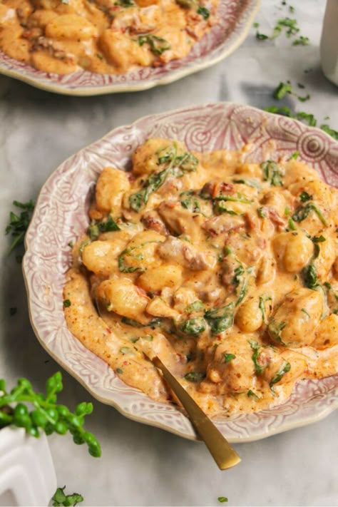 One Pan Creamy 'Marry Me' Chicken Gnocchi - Dished by Kate Charred Chicken, Gnocchi Dishes, Simple Family Meals, Marry Me Chicken, Chicken Gnocchi, Chicken Orzo, Chicken Recipies, Chilli Chicken, Pineapple Salsa