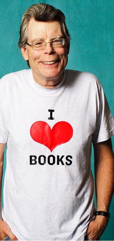 Stephen King.  I Love Books T-Shirt. Stephen King It, Stephen Kings, Steven King, Writing Fiction, Stephen King Books, King Book, Gabriel Garcia Marquez, John Maxwell, Love Books