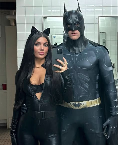 Cute Couples Costumes, Matching Halloween Costumes, Classy Halloween Costumes, Modele Fitness, Hot Halloween Outfits, Halloween Coustumes, Pretty Halloween Costumes, Duo Halloween Costumes, Couples Halloween Outfits